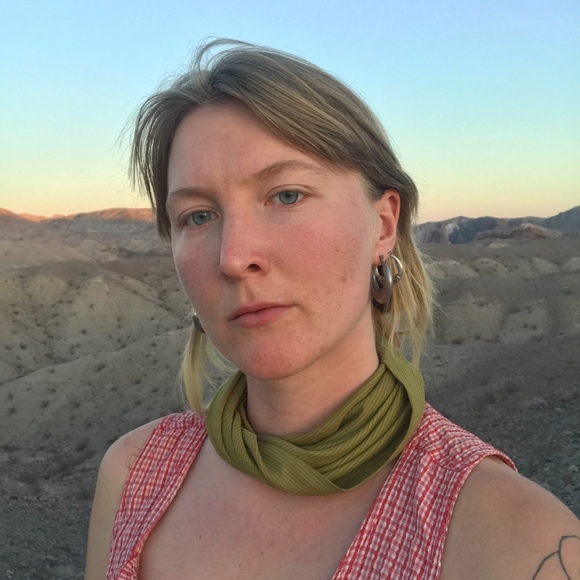 Meet your Posher, Posh - Picture 1 of 1